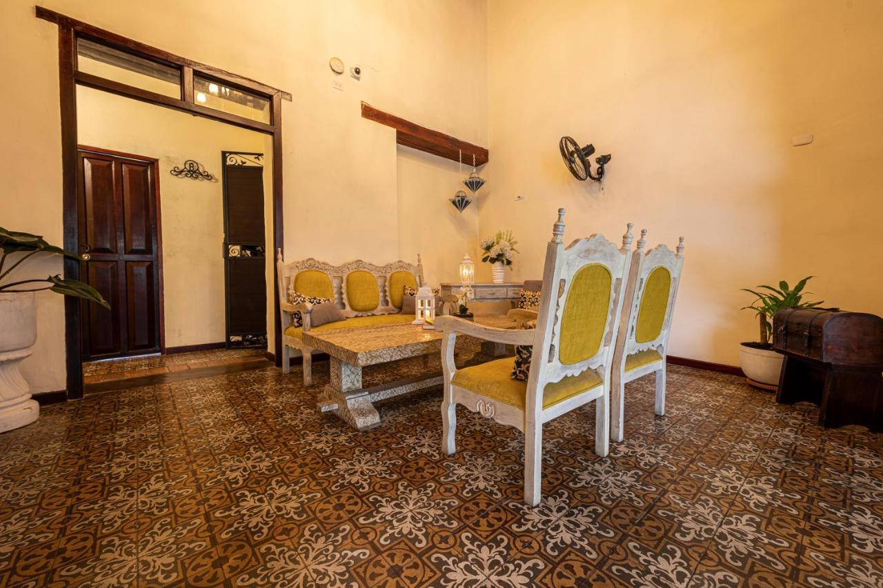 Отель Casa Bugo Centro Historico Картахена Экстерьер фото